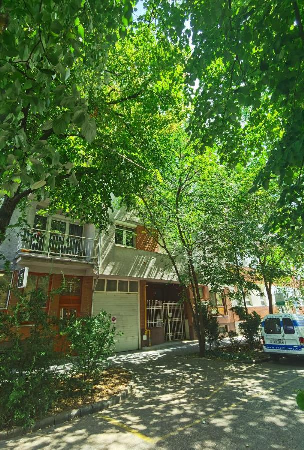 Oasis Apartman Сегед Екстериор снимка